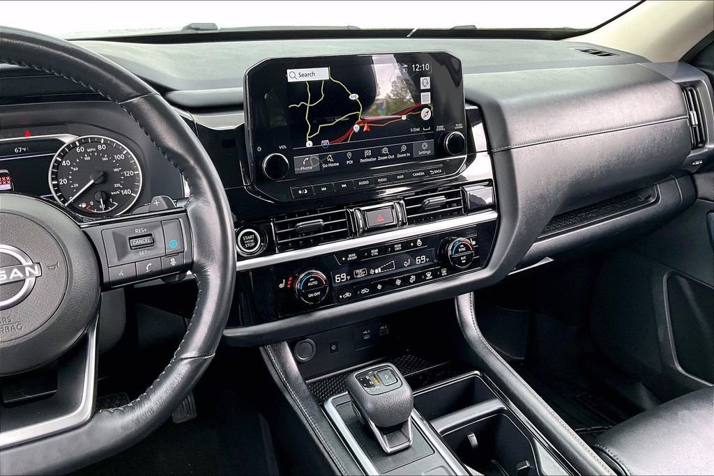 Certified 2023 Nissan Pathfinder SL image 5