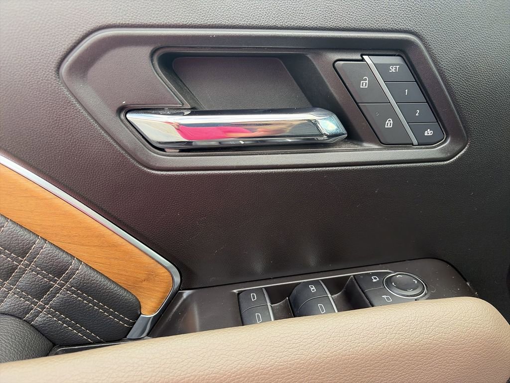 Certified 2024 GMC Canyon Denali image 29