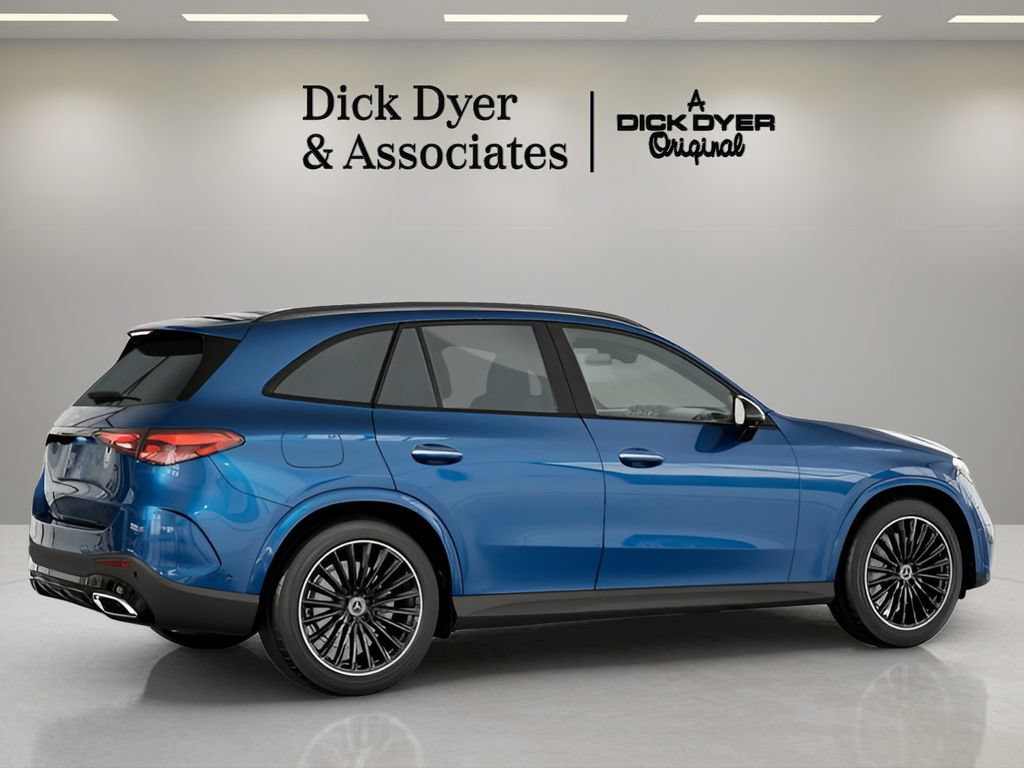 Used 2026 Mercedes-Benz GLC 300 image 14