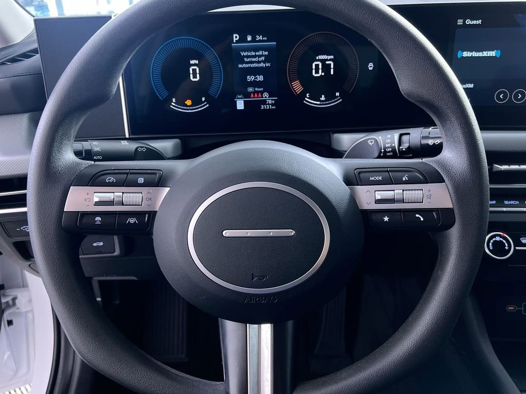 Used 2025 Hyundai Sonata SE image 16