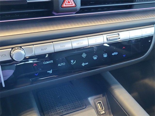 Certified 2025 Hyundai Ioniq 6 SEL image 30