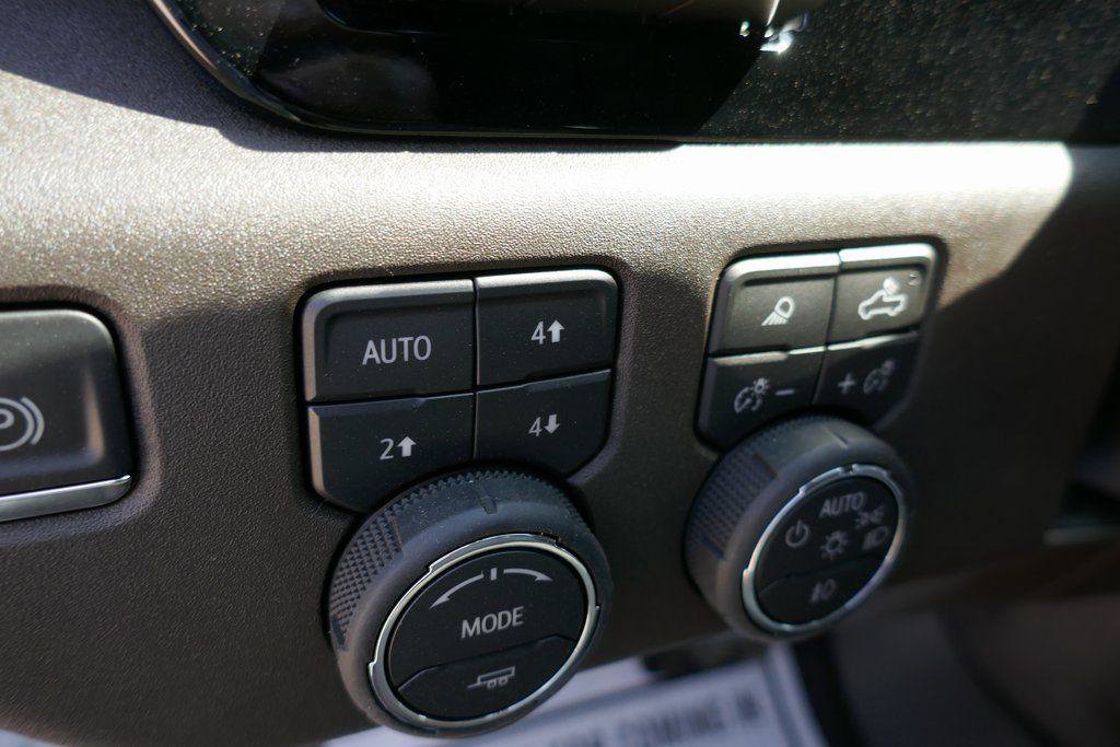 New 2026 Chevrolet Silverado 1500 LTZ w/ LTZ Premium Package image 18