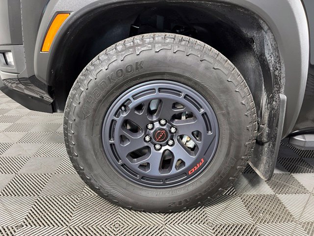 Used 2025 Nissan Frontier PRO-4X w/ Pro Convenience Package AWD/4WD image 10