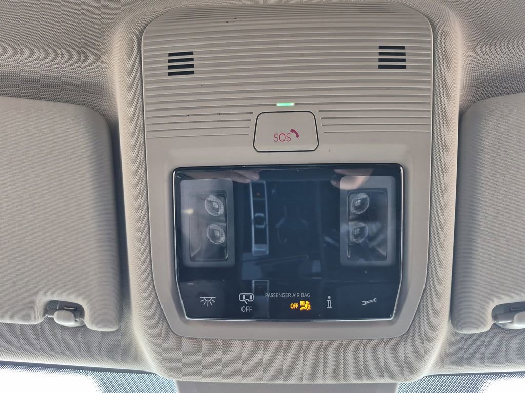 Used 2024 Volkswagen Atlas SE image 24