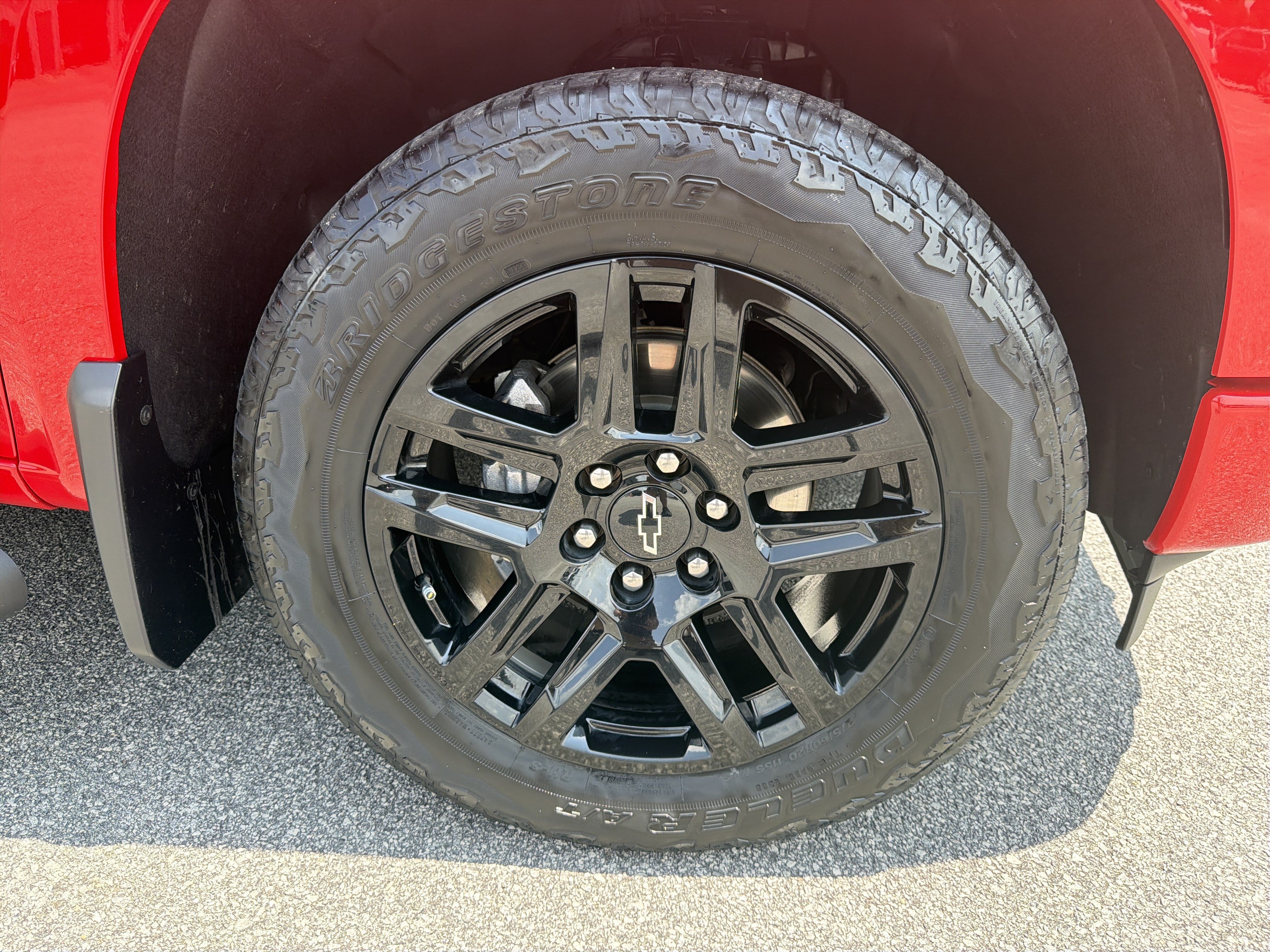 Certified 2023 Chevrolet Silverado 1500 RST w/ Z71 Off-Road Package AWD/4WD image 13