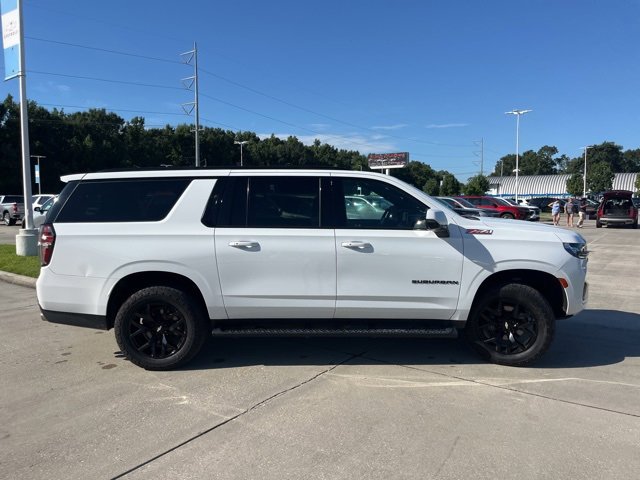 Used 2022 Chevrolet Suburban Z71 w/ Z71 Off-Road Package image 9