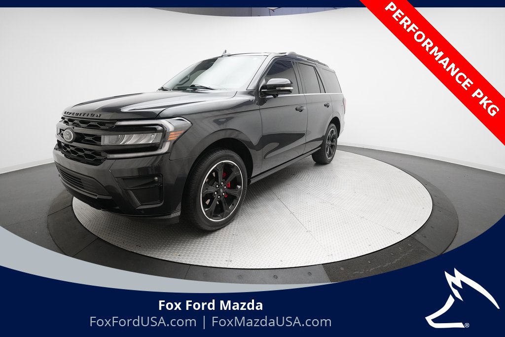 Used 2023 Ford Expedition Limited