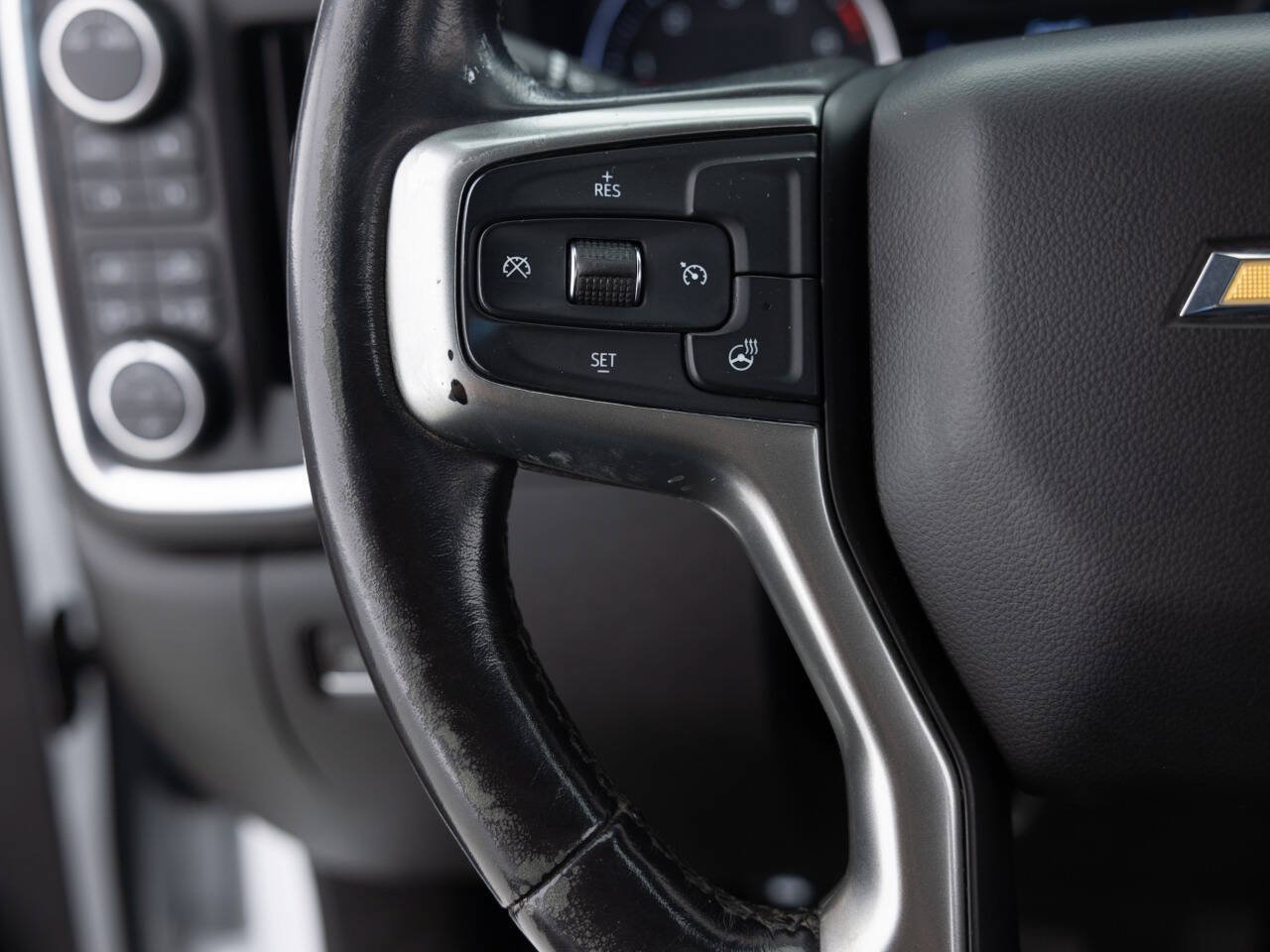 Used 2021 Chevrolet Silverado 2500 LTZ AWD/4WD image 40