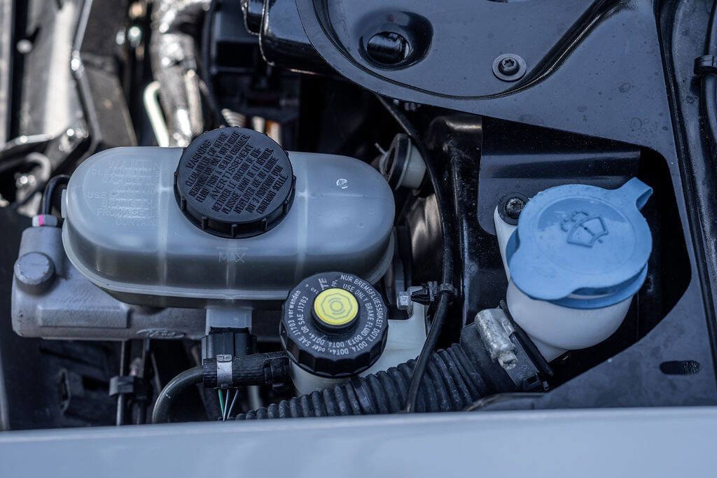 Used 2005 Ford GT image 51