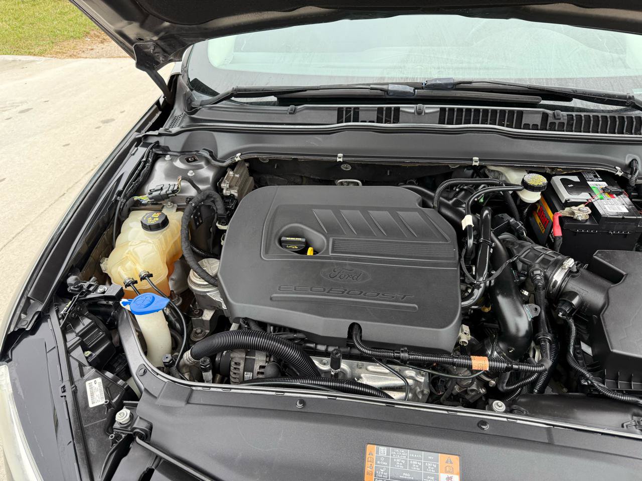 Used 2014 Ford Fusion SE w/ Equipment Group 201A FWD image 34