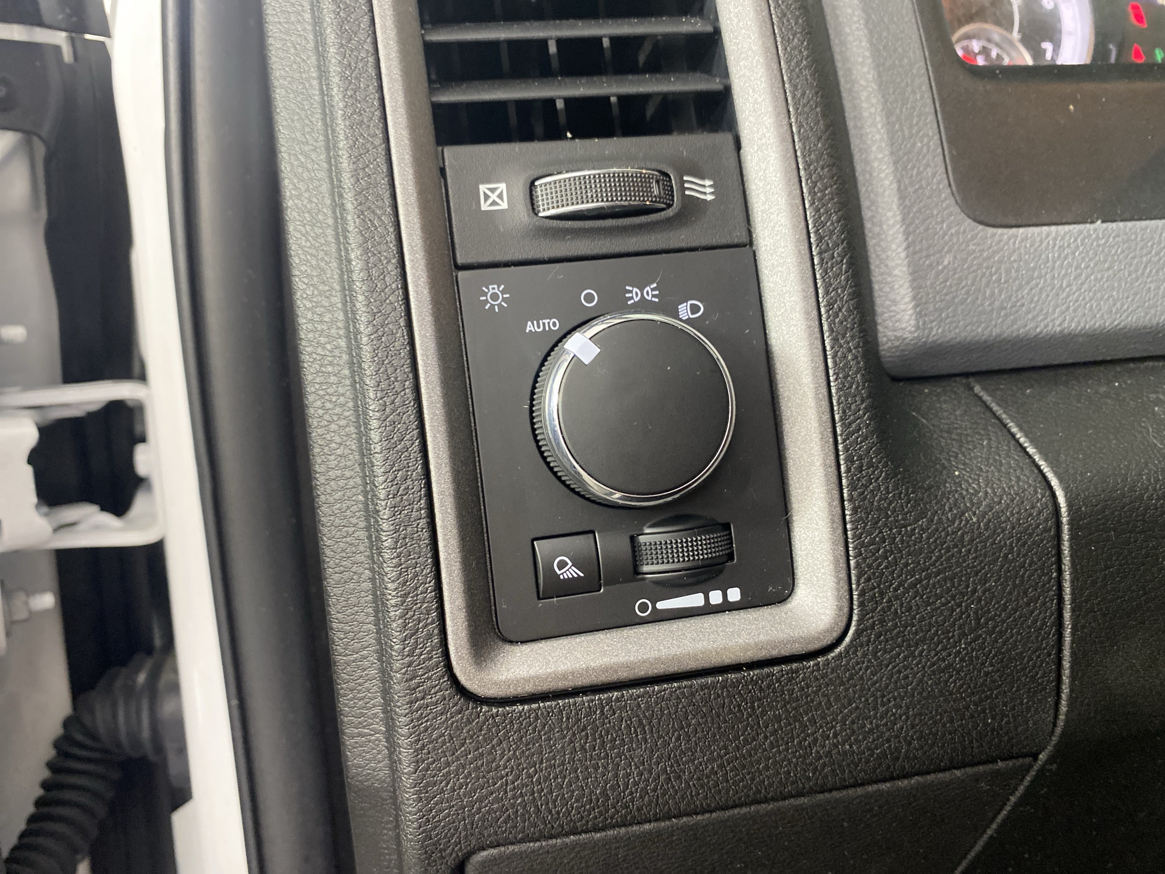 Used 2019 RAM 1500 Tradesman w/ Protection Group AWD/4WD image 21
