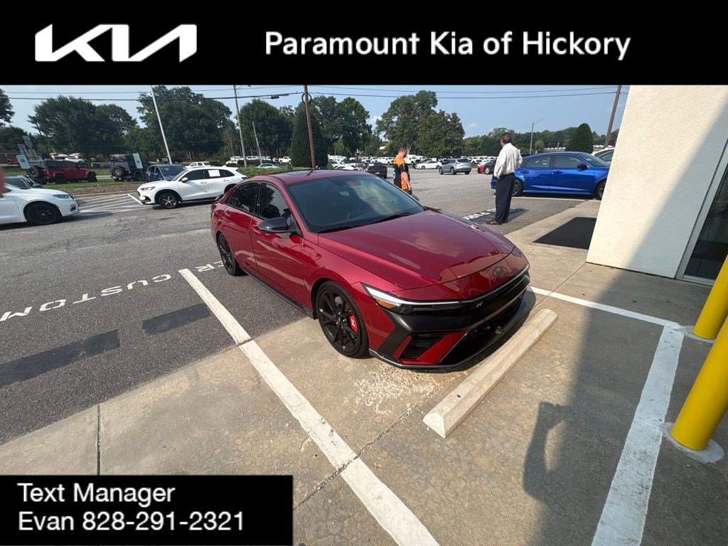 Used 2025 Hyundai Elantra N FWD image 14