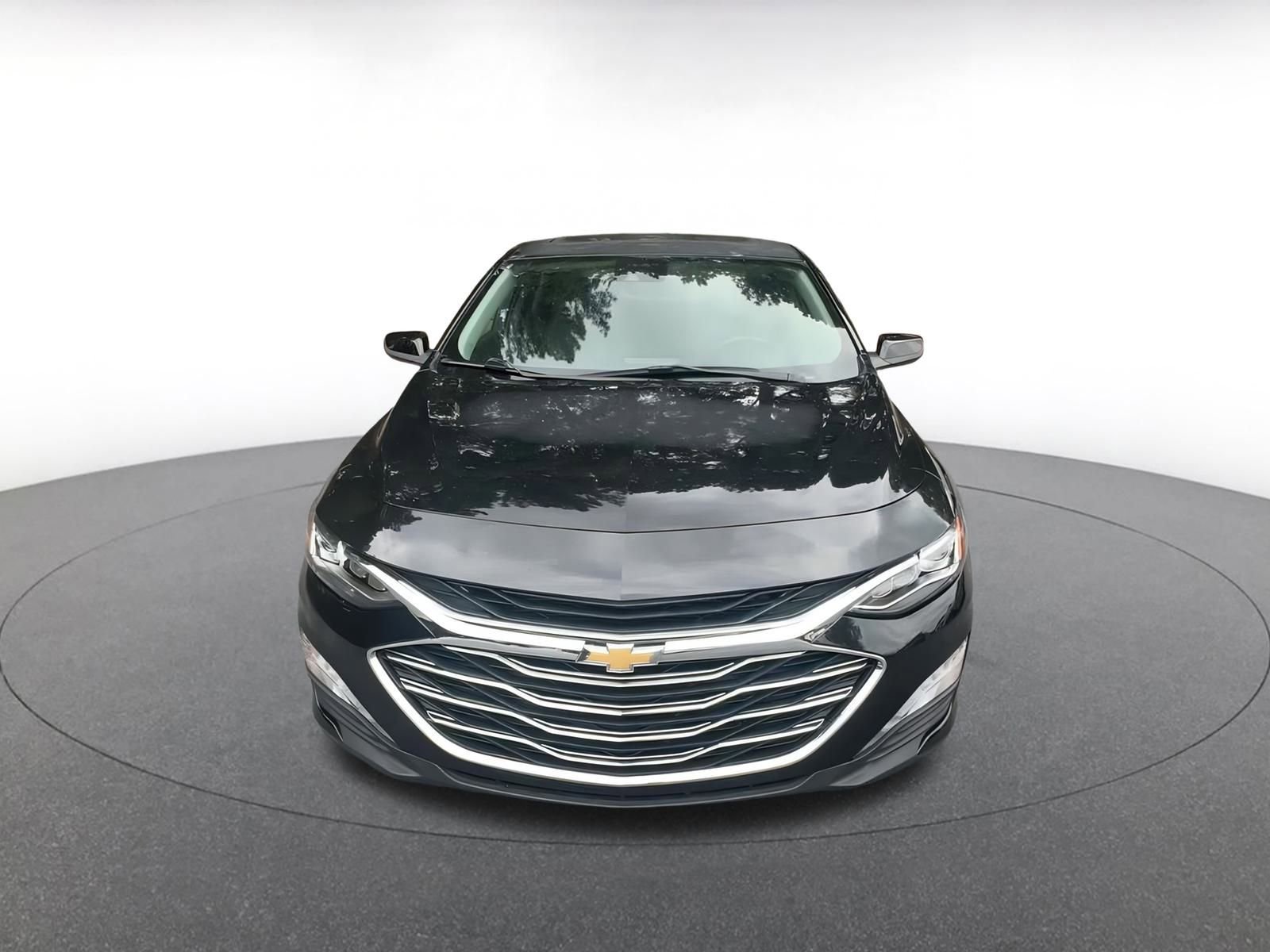 Used 2024 Chevrolet Malibu LT image 4