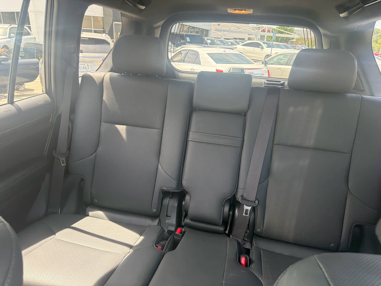 Used 2022 Lexus GX 460 Premium w/ Premium Plus Package AWD/4WD image 7