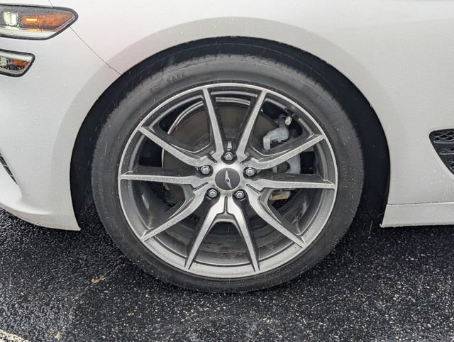 Used 2023 Genesis G70 2.0T RWD image 13