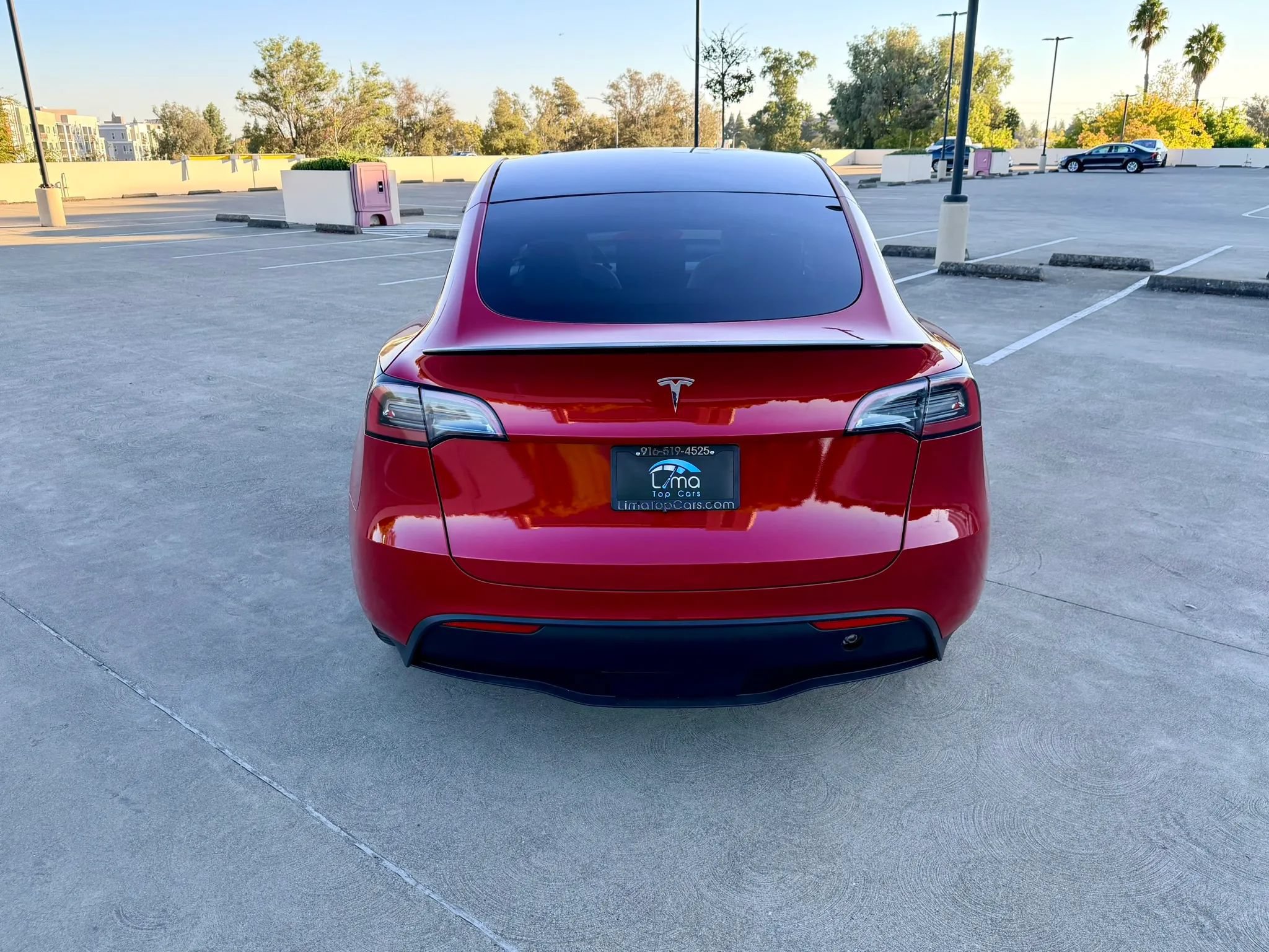 Used 2023 Tesla Model Y Long Range AWD/4WD image 16