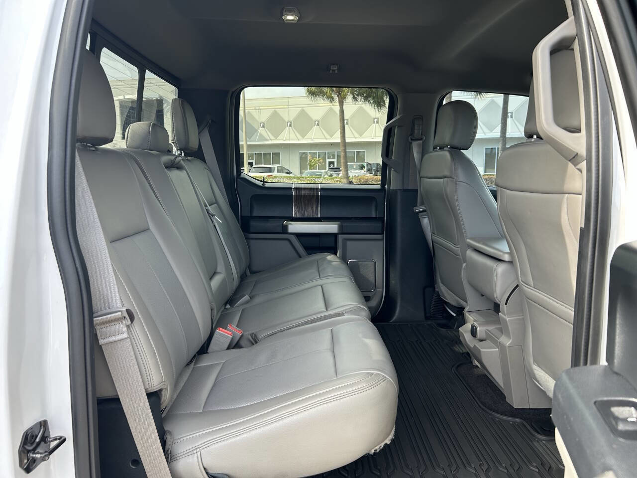 Used 2020 Ford F150 Lariat w/ Equipment Group 501A Mid image 32