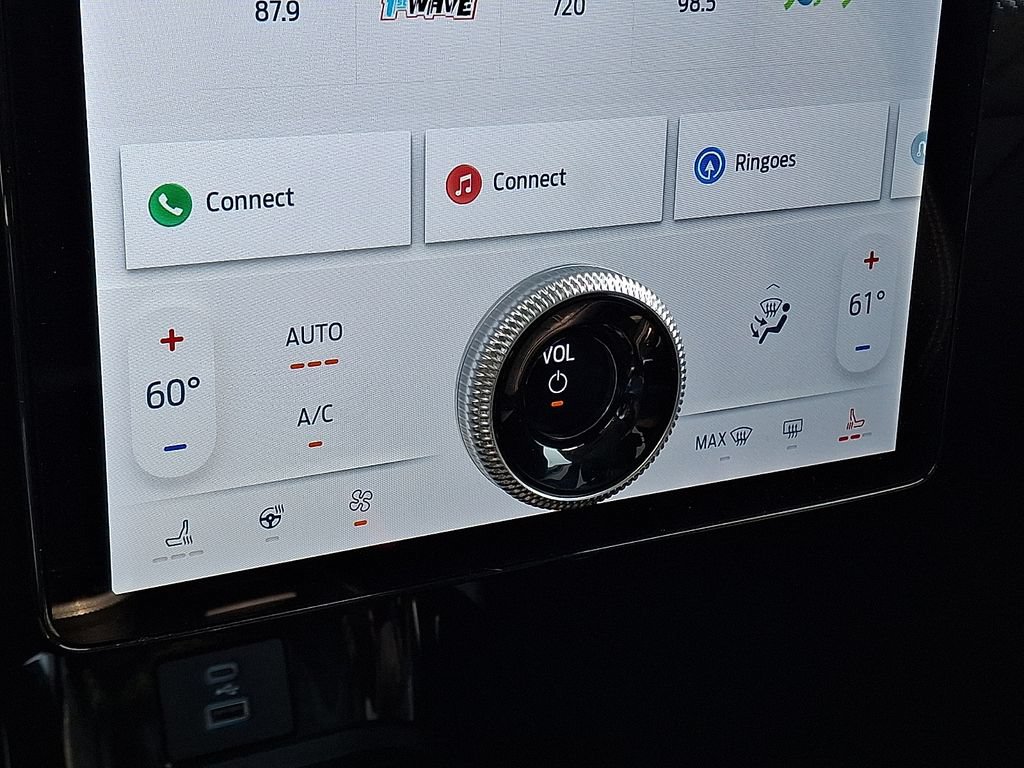 Certified 2023 Ford Mustang Mach-E Premium AWD/4WD image 18