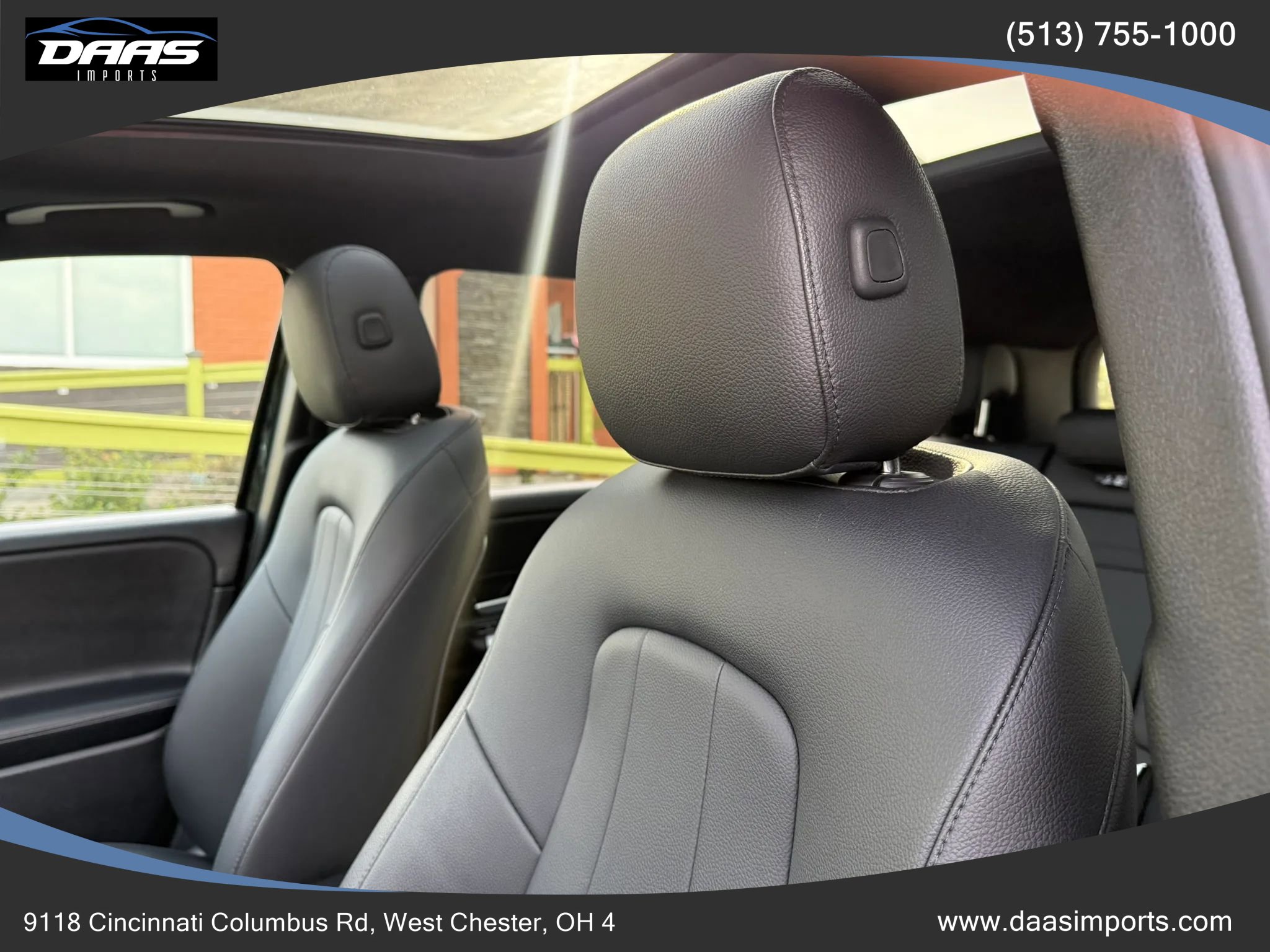 Used 2021 Mercedes-Benz GLB 250 4MATIC w/ Premium Package image 10