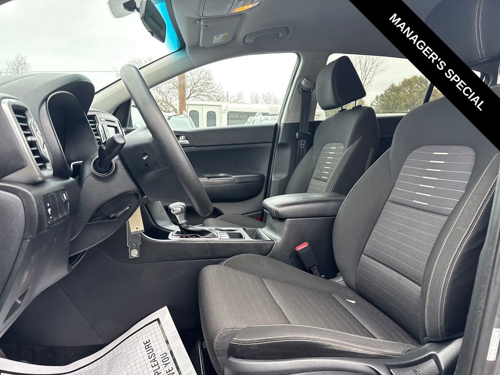 Used 2018 Kia Sportage LX AWD/4WD image 12