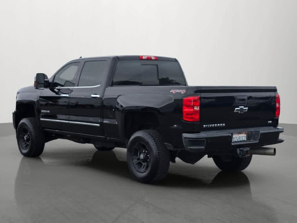 Used 2017 Chevrolet Silverado 2500 LTZ w/ Duramax Plus Package AWD/4WD image 4