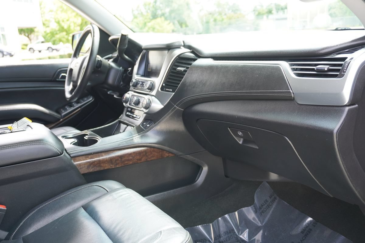 Used 2017 Chevrolet Tahoe LT RWD image 16