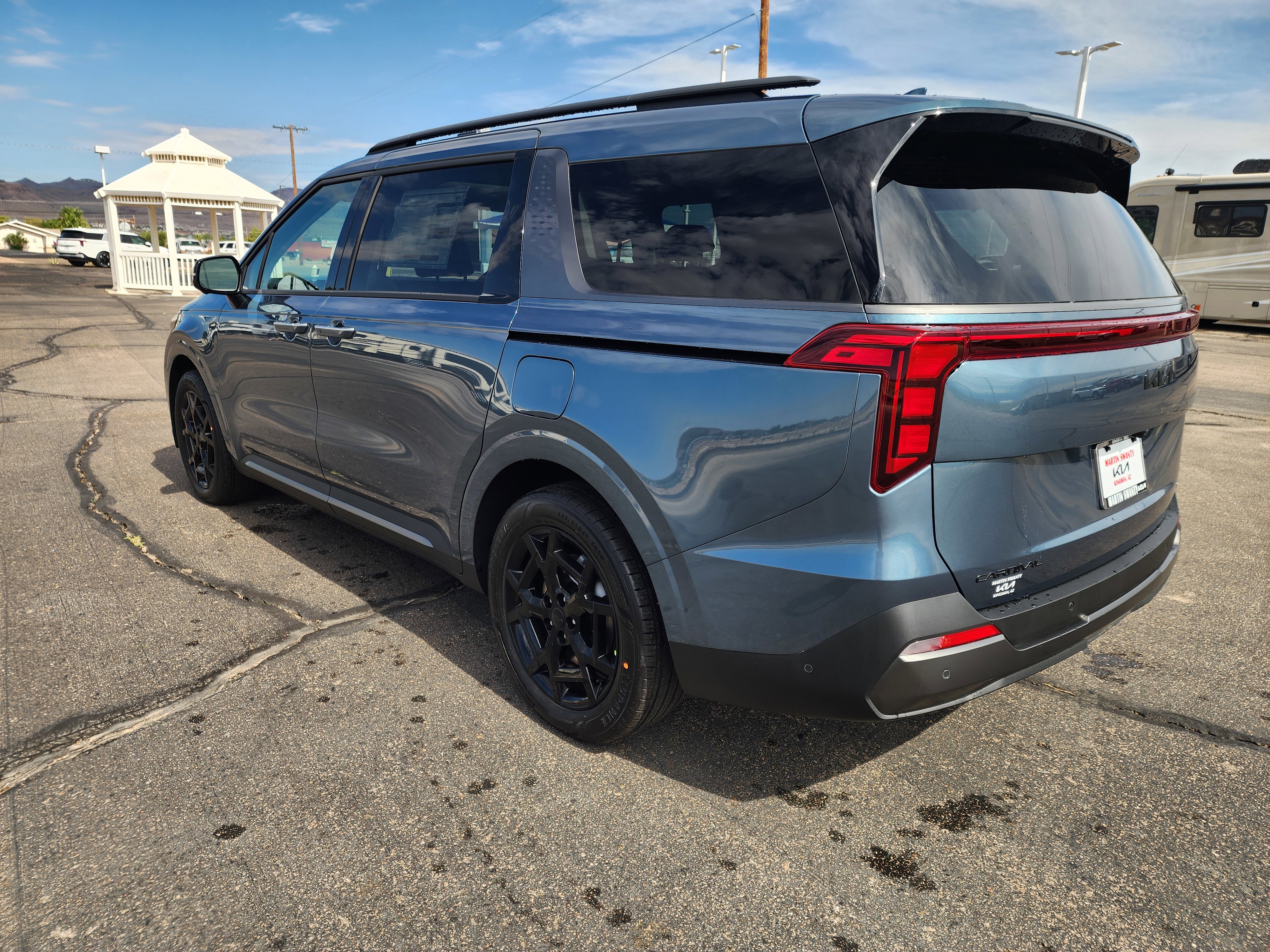New 2026 Kia Carnival SX image 6
