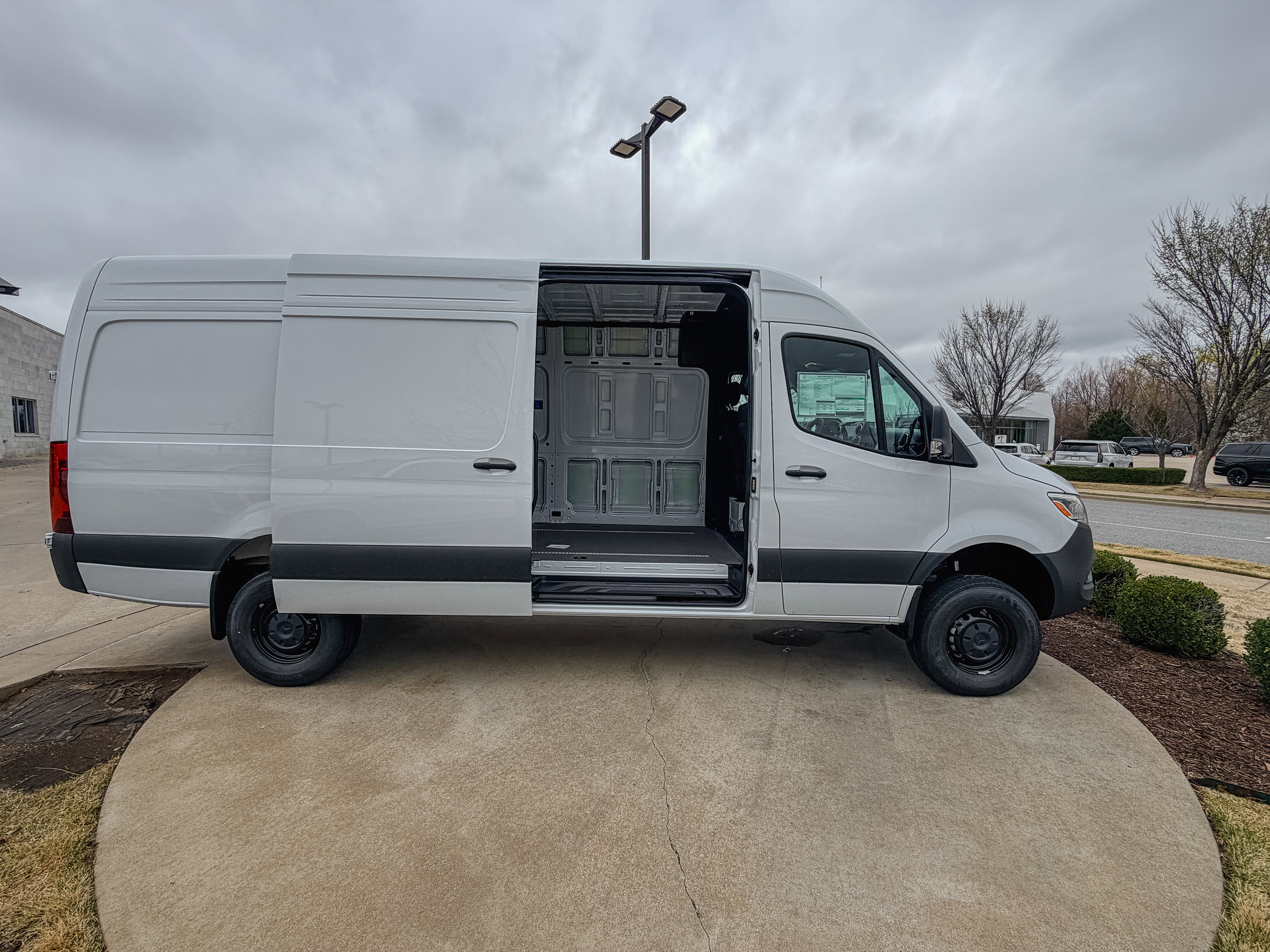 New 2026 Mercedes-Benz Sprinter 2500 image 9