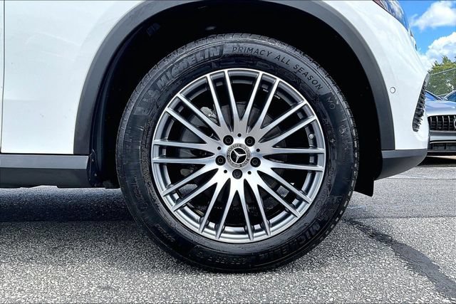 Used 2026 Mercedes-Benz GLC 300 4MATIC image 9