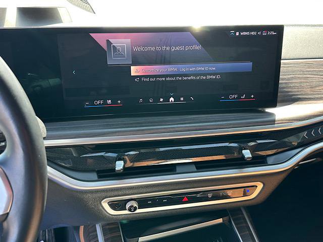 Certified 2024 BMW X7 xDrive40i w/ Executive Package image 26