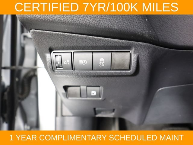Used 2025 Toyota Corolla Cross AWD Hybrid image 19