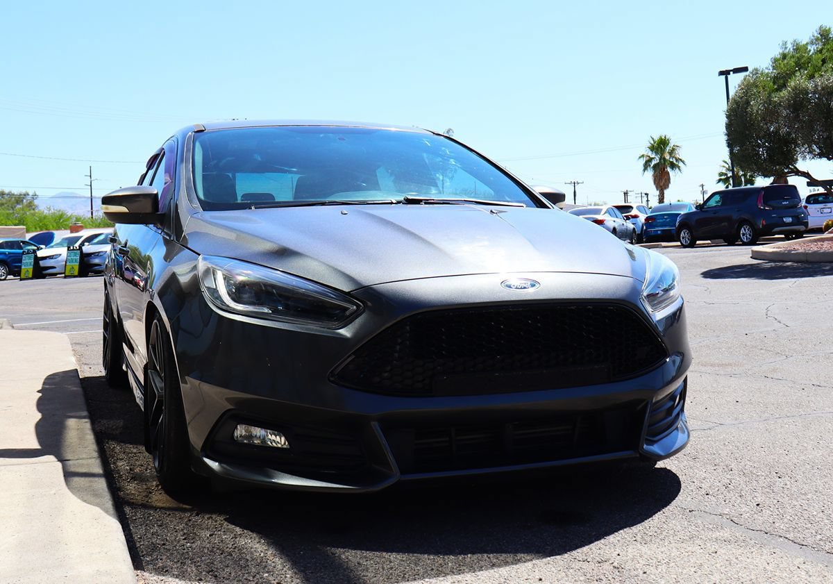Used 2018 Ford Focus ST FWD image 18