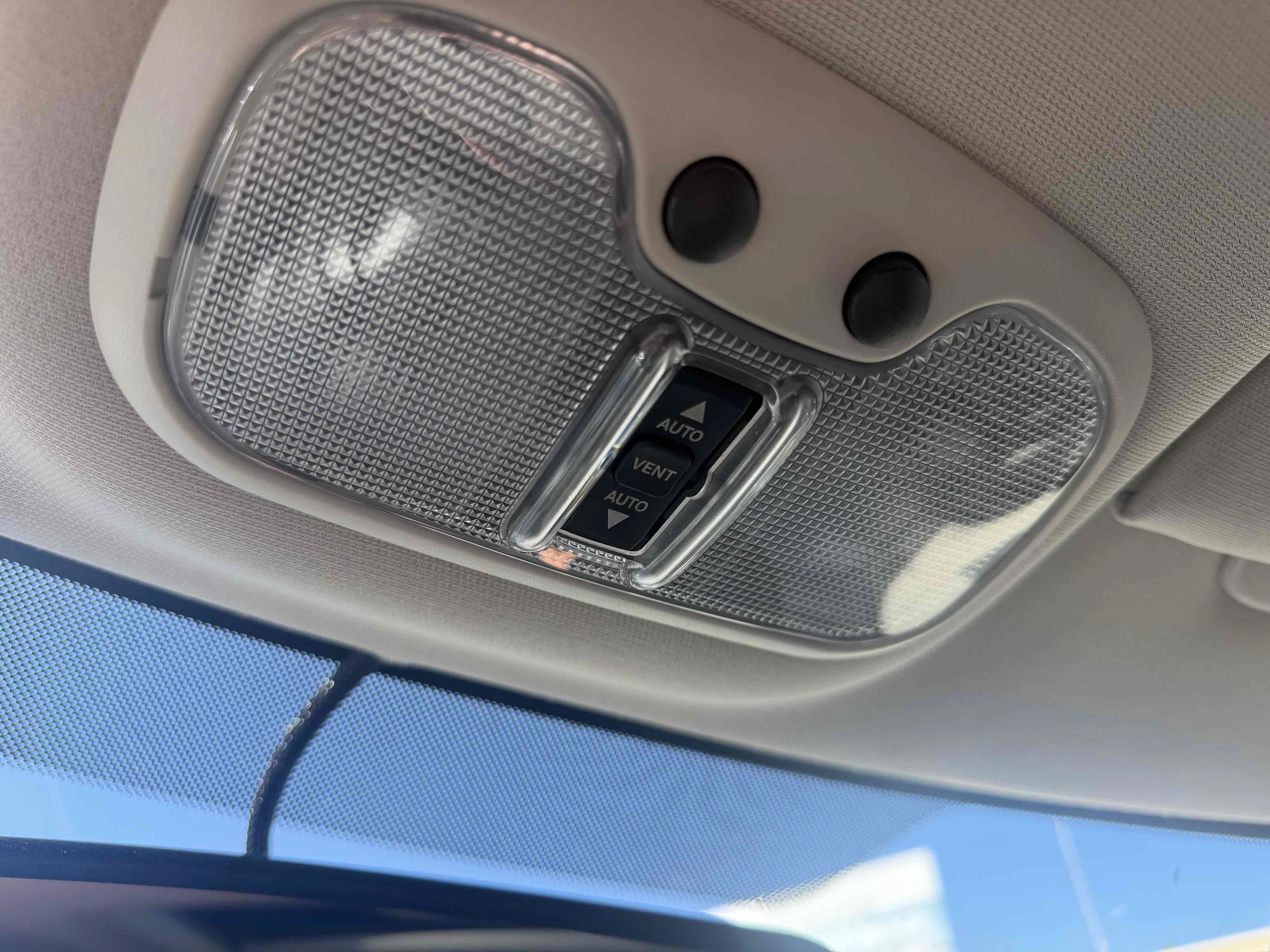 Used 2016 Jeep Patriot High Altitude FWD image 27