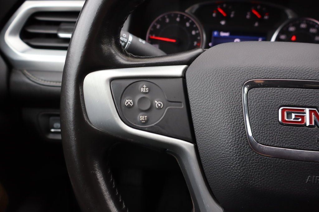 Used 2020 GMC Acadia SLE FWD image 7