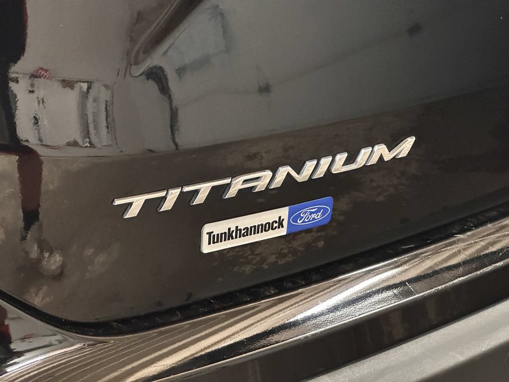 Certified 2024 Ford Edge Titanium AWD/4WD image 15