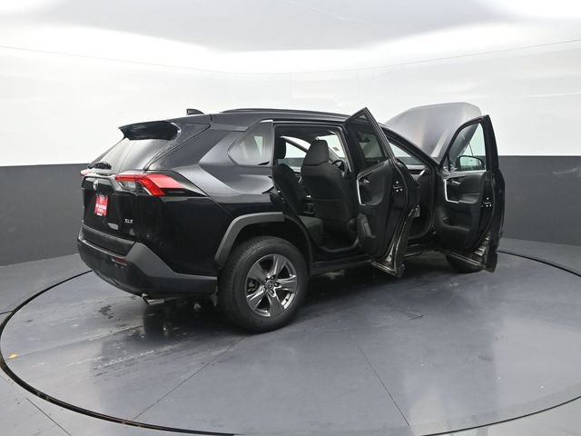 Used 2024 Toyota RAV4 XLE FWD image 44
