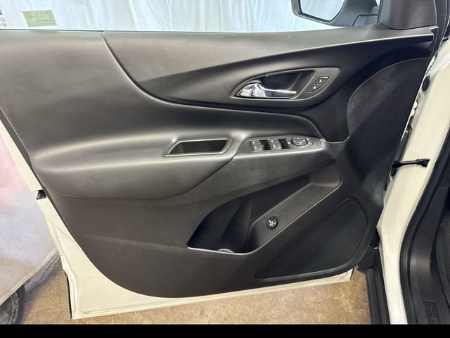 Used 2024 Chevrolet Equinox LT w/ LPO, Floor Liner Package FWD image 21