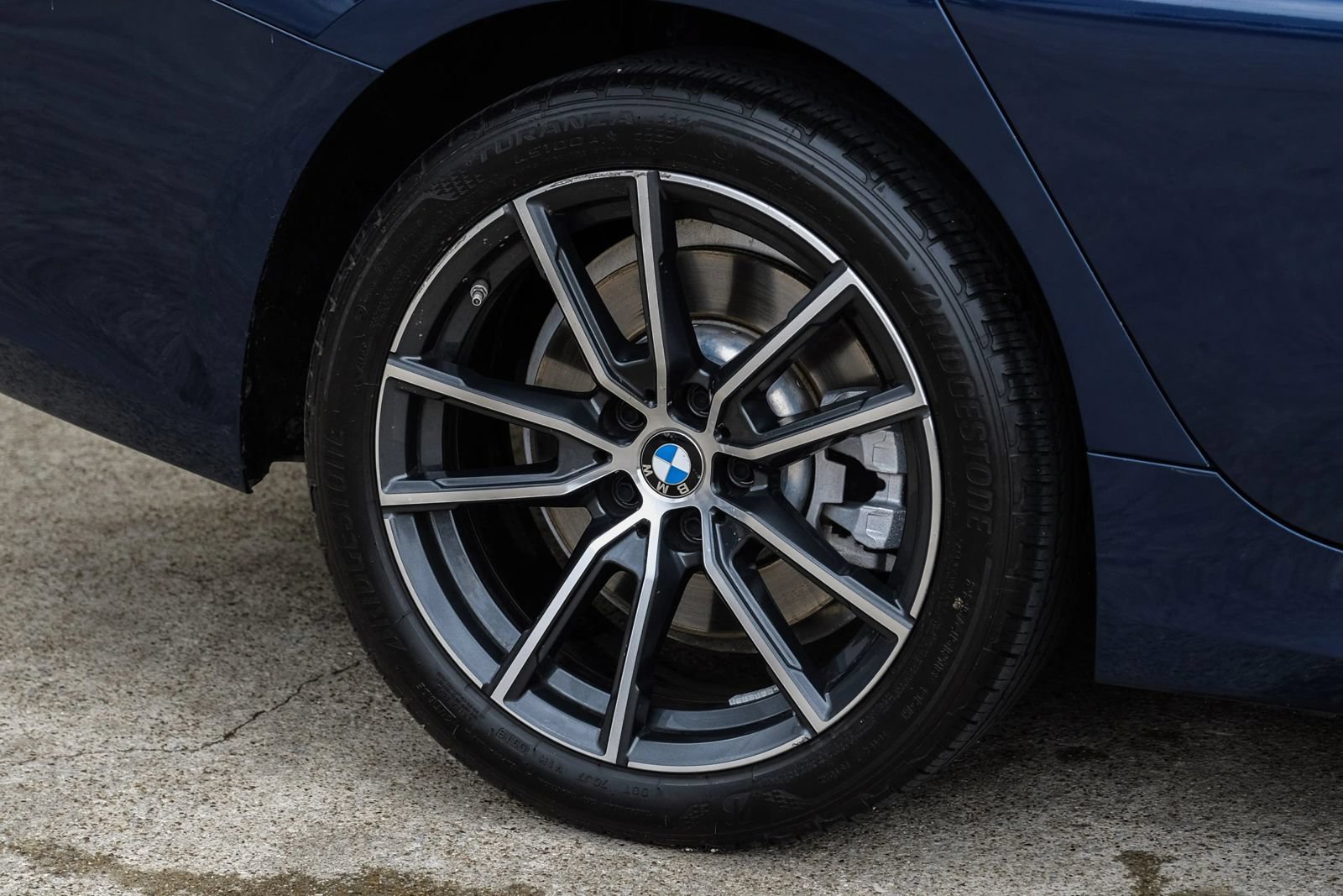 Used 2019 BMW 330i xDrive Sedan w/ Convenience Package AWD/4WD image 59