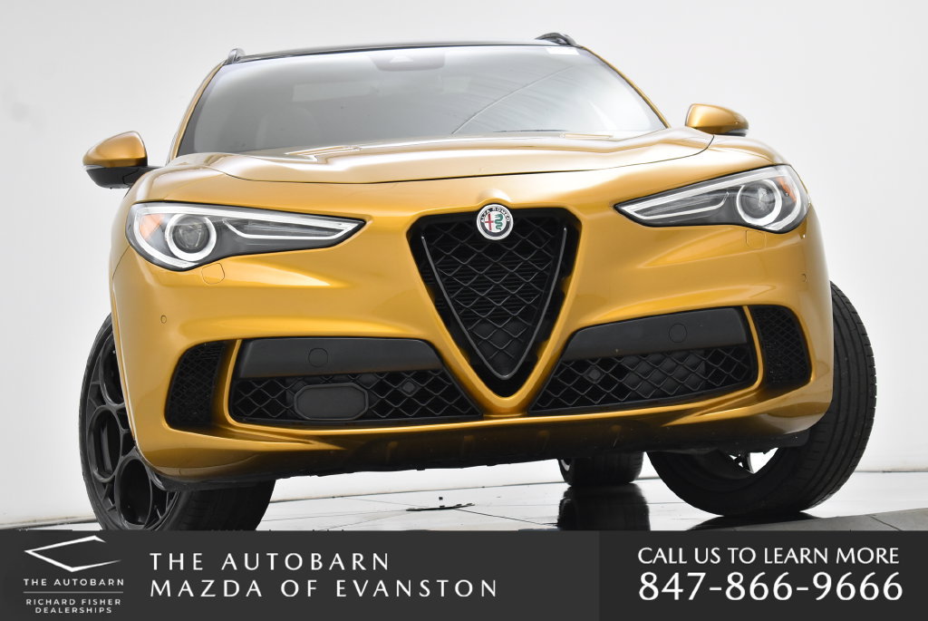 Used 2022 Alfa Romeo Stelvio Quadrifoglio w/ Active Assist Plus Package AWD/4WD image 5