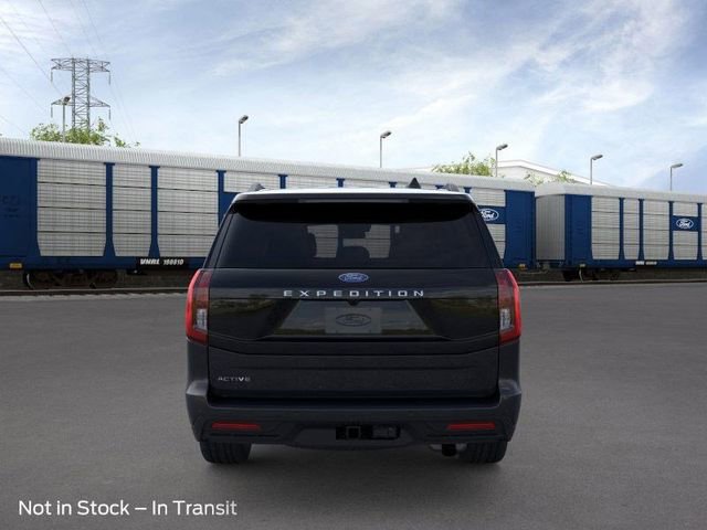 New 2026 Ford Expedition Active image 5