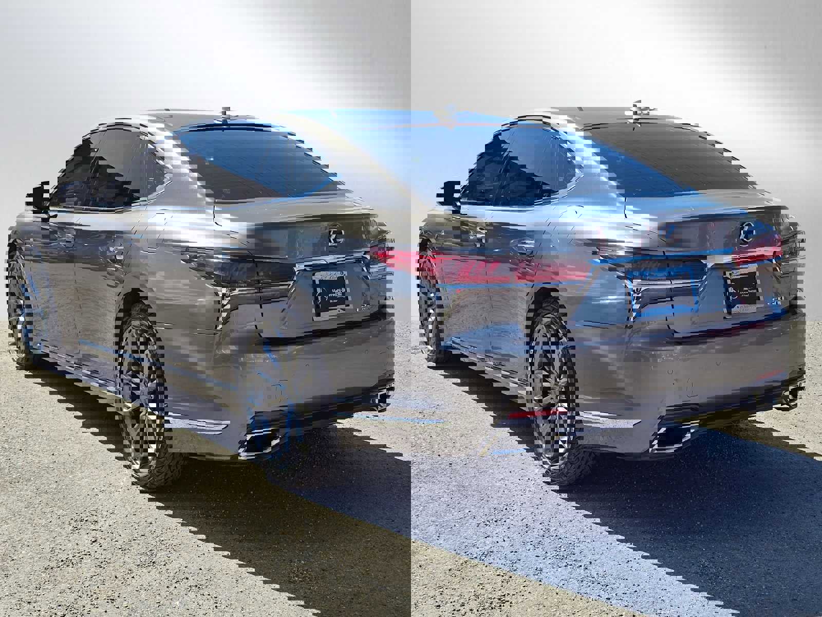 Used 2018 Lexus LS 500 image 5