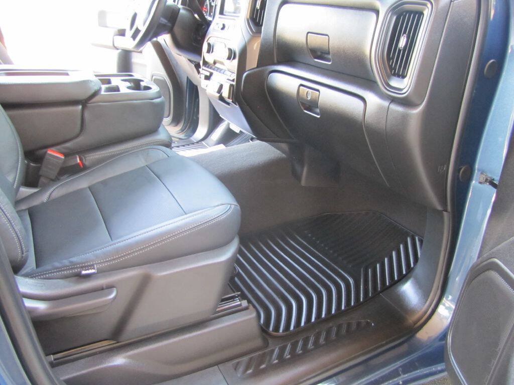 Used 2024 Chevrolet Silverado 2500 Custom w/ Custom Value Package AWD/4WD image 20