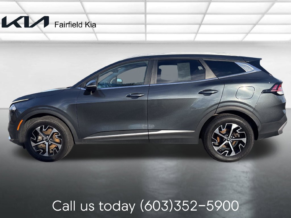 Used 2023 Kia Sportage EX AWD/4WD image 2