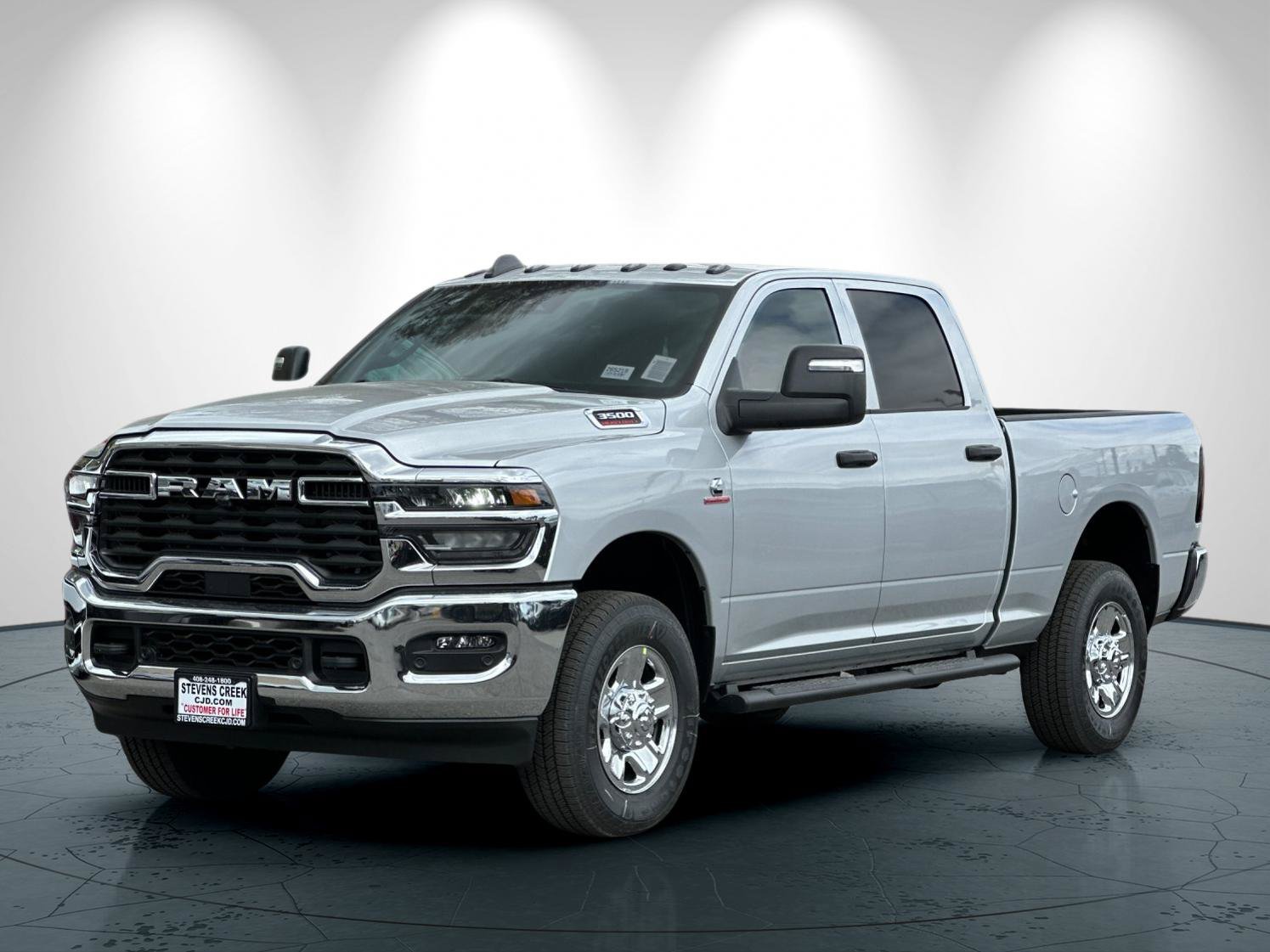 New 2026 RAM 3500 Tradesman AWD/4WD image 8