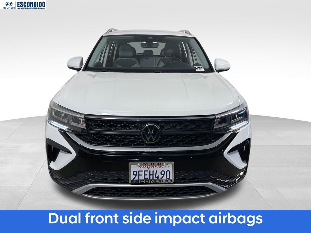 Used 2023 Volkswagen Taos SE FWD image 8