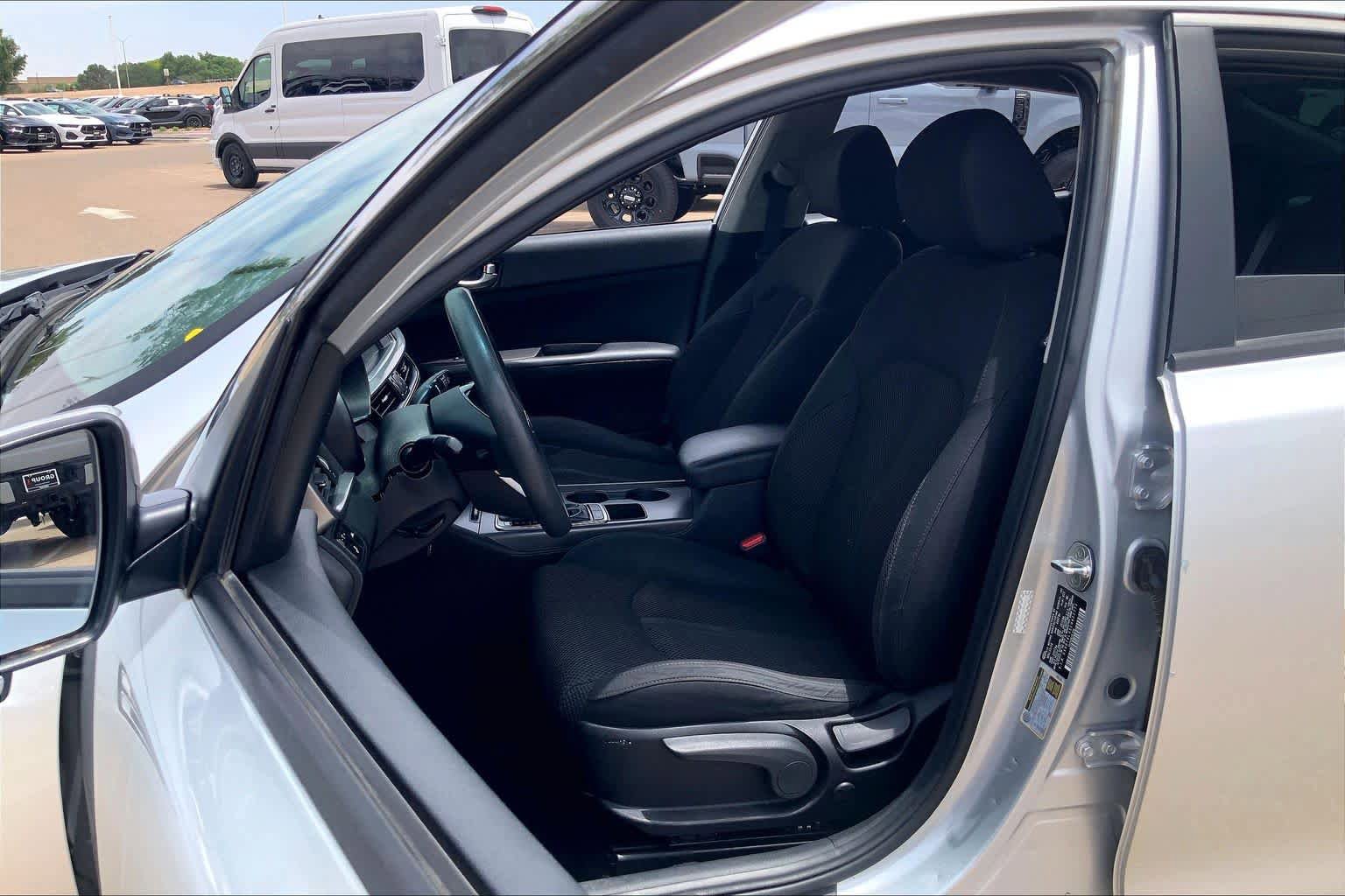Used 2020 Kia Optima LX FWD image 8