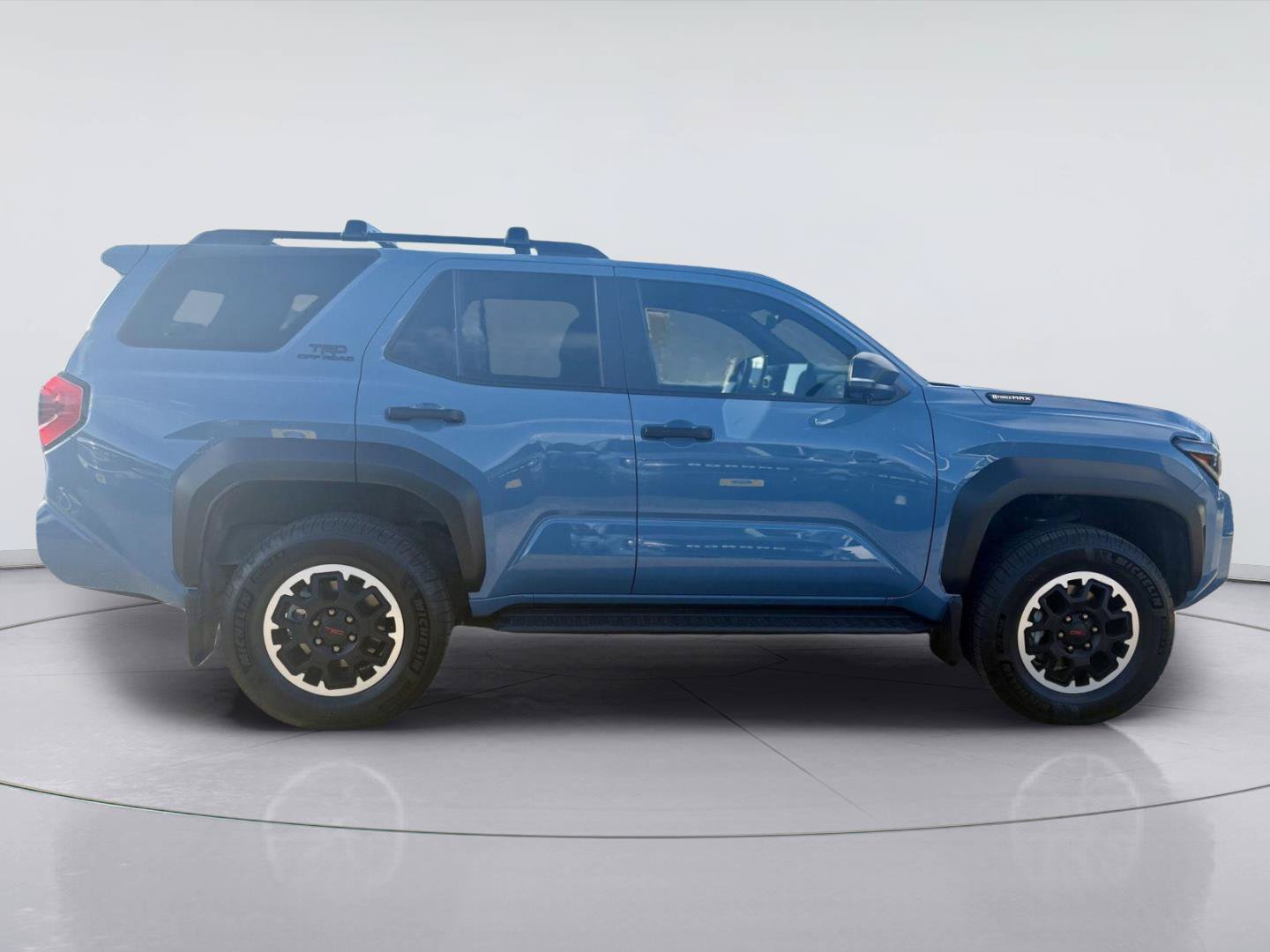 Used 2025 Toyota 4Runner TRD Off-Road Premium w/ Tow Technology Package AWD/4WD image 2