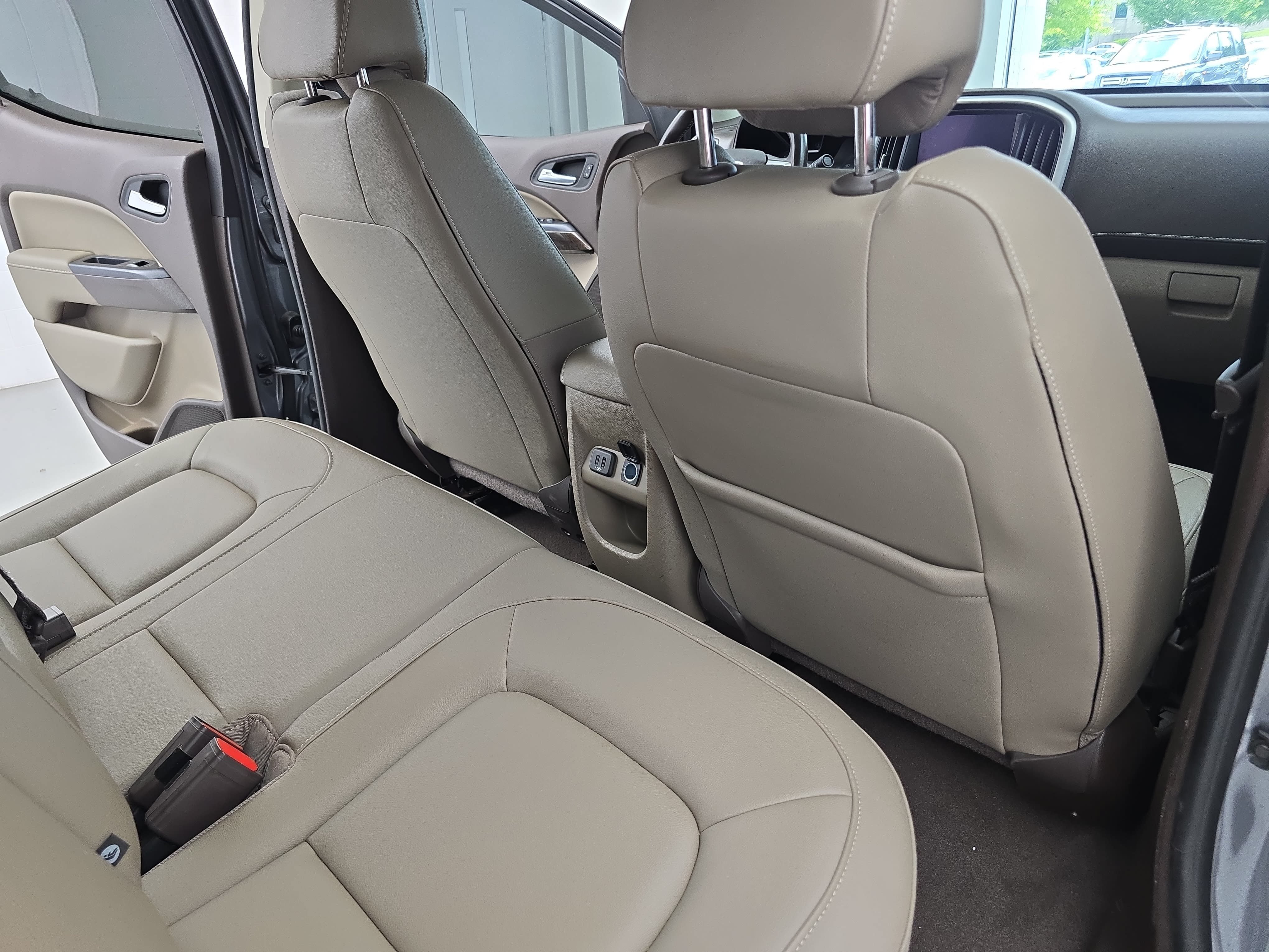 Used 2020 GMC Canyon SLT w/ Trailering Package RWD image 11