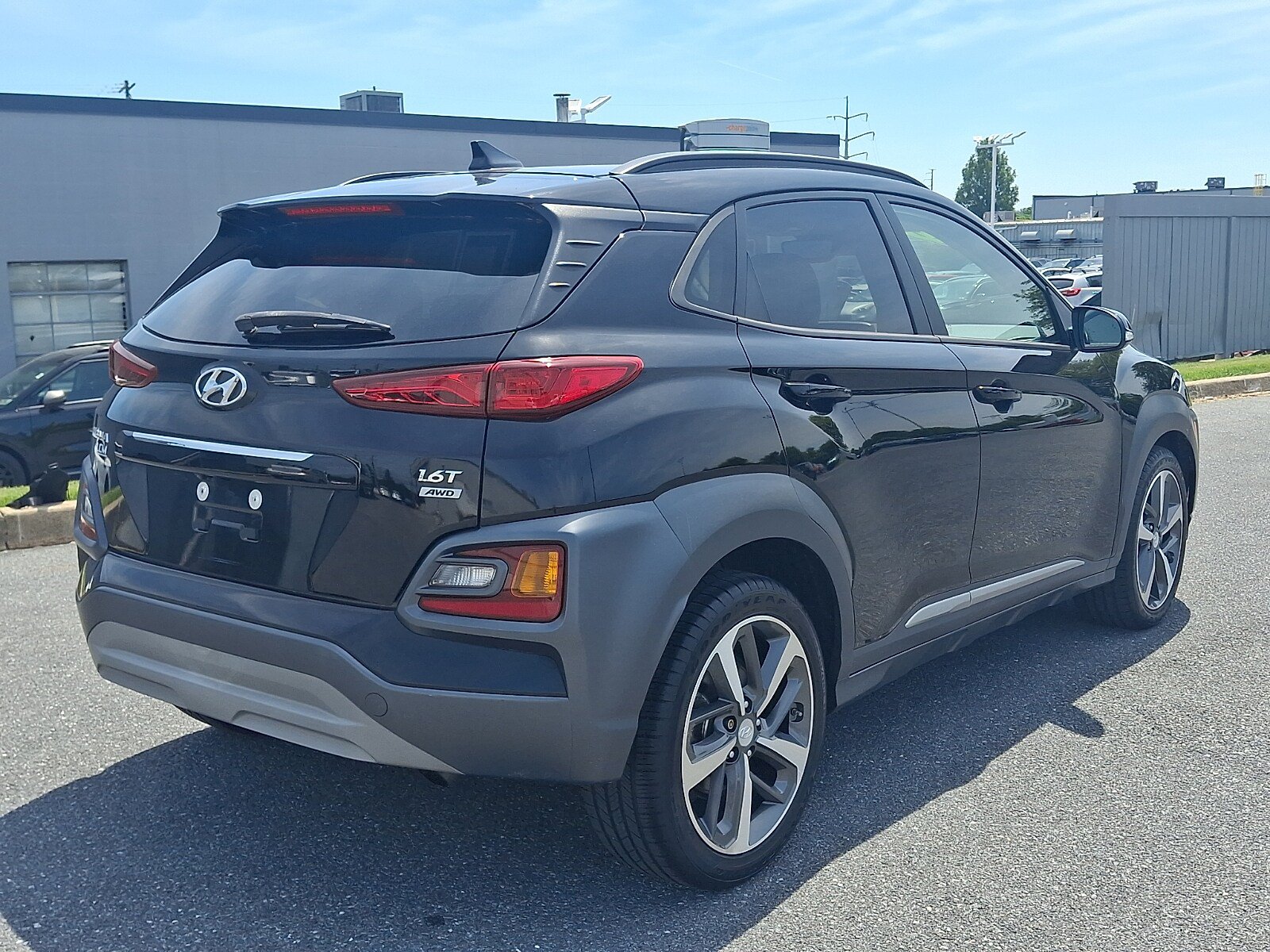 Used 2019 Hyundai Kona Limited w/ Cargo Package AWD/4WD image 5