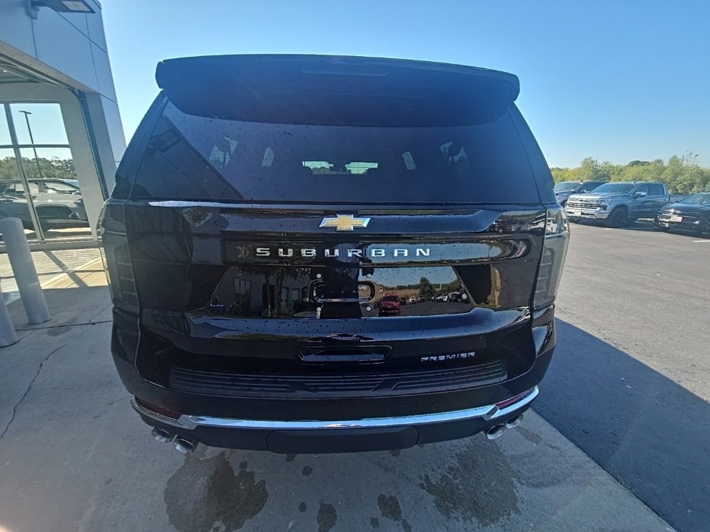New 2026 Chevrolet Suburban Premier image 6